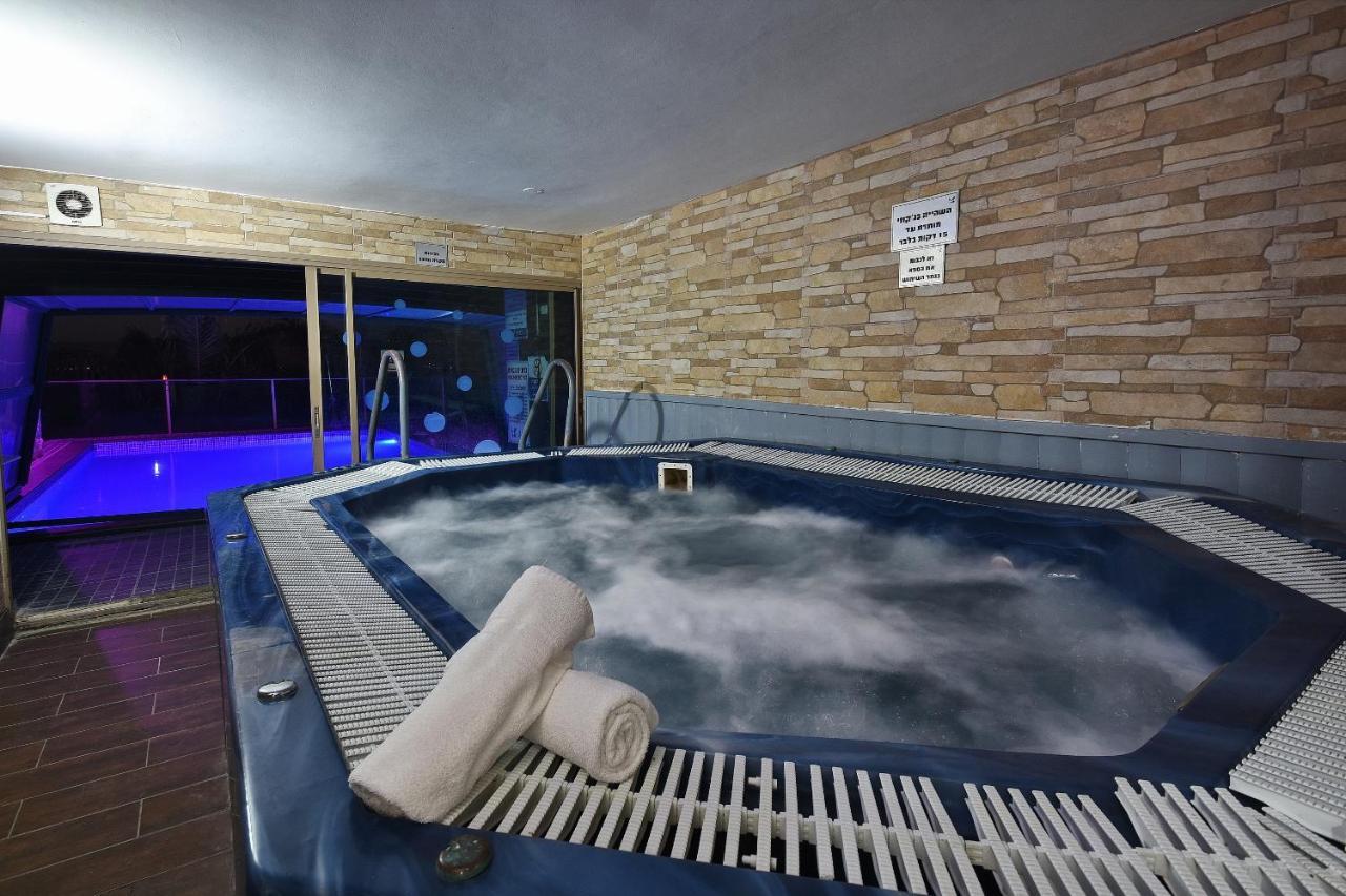 Nofim Suites Tiberias Ngoại thất bức ảnh